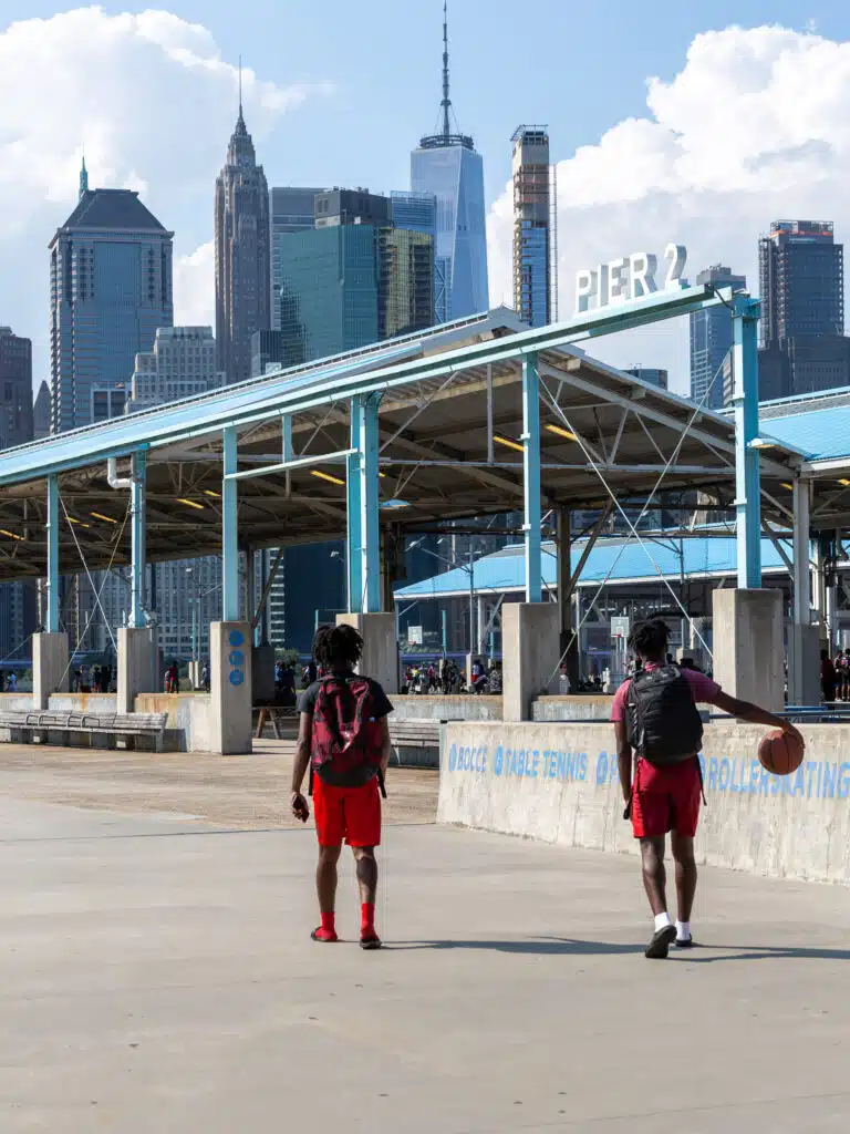 Brooklyn-Bridge-Park-Pier2-Basketball-Players-768×1024-1.webp
